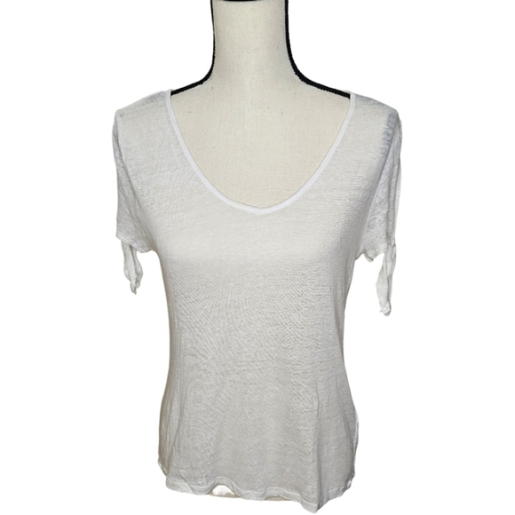 Vince Camuto Tops - Vince Camuto White Top with Tie Sleeves